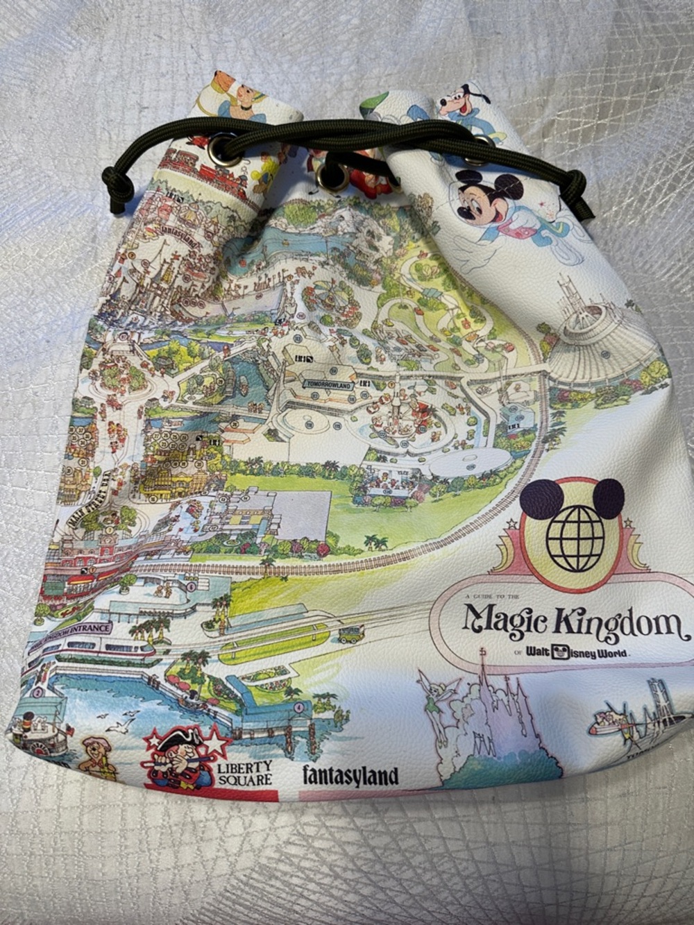 Walt Disney World Drawstring Backpack - Picture 4 of 6